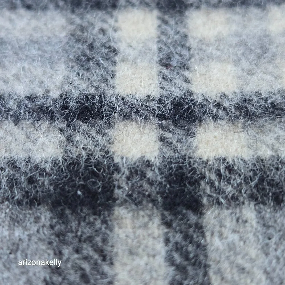 NWOT Enzo Mantovani Wool/Cashmere Scarf in Plaid Grey Black - Picture 10 of 11